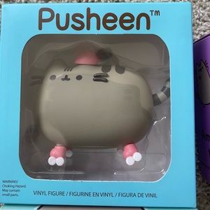 Pusheen Vinyl Figure rollerskate